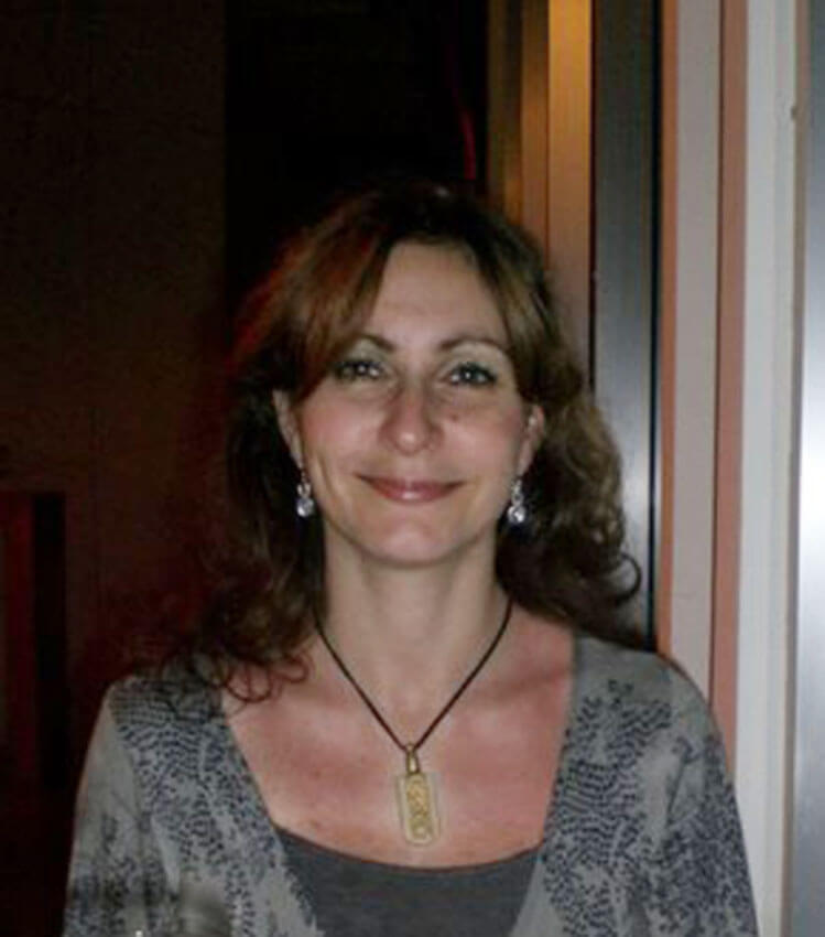 Dr Ann Ozsivadjian